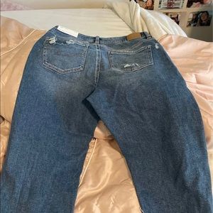 American eagle mom jeans